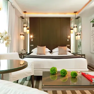 Hotel Le A