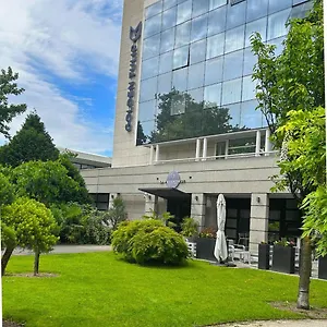 4* 酒店 艾克斯莱班金色郁金香spa酒店