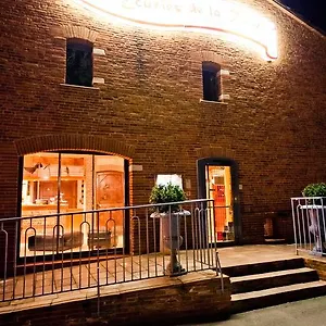 Hotel Les Ecuries De La Tour